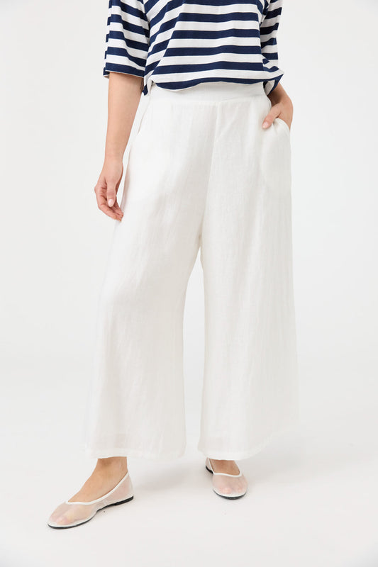 Studio Crop Pant - White