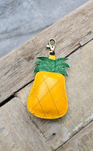 Load image into Gallery viewer, Leather Pineapple Key Ring
