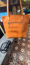 Load image into Gallery viewer, Palm Leather Tote
