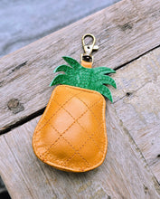 Load image into Gallery viewer, Leather Pineapple Key Ring
