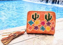 Load image into Gallery viewer, Festival Purse
