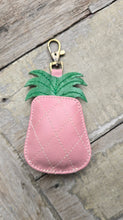 Load image into Gallery viewer, Leather Pineapple Key Ring
