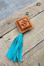 Load image into Gallery viewer, Leather keyrings
